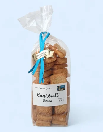 Biscuits canistrelli au citron croustillants faits maison, spécialité corse traditionnelle