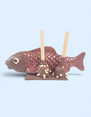 poisson de 25 cm en chocolat au lait de la maison griess à Cadolive pour pâques